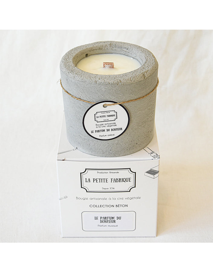 Concrete candle «Amber»